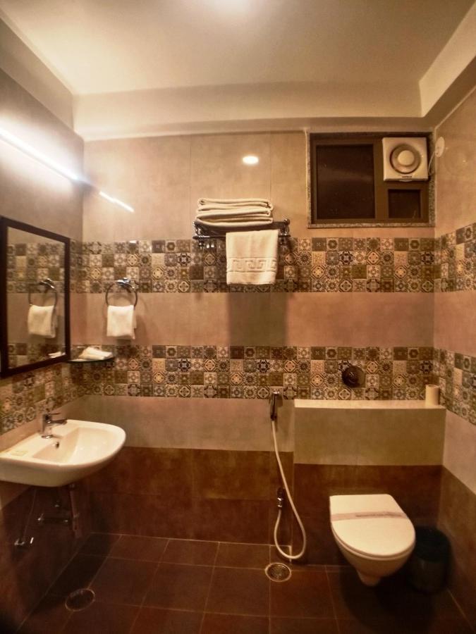 Hotel Wonder Cliff Udaipur Luaran gambar