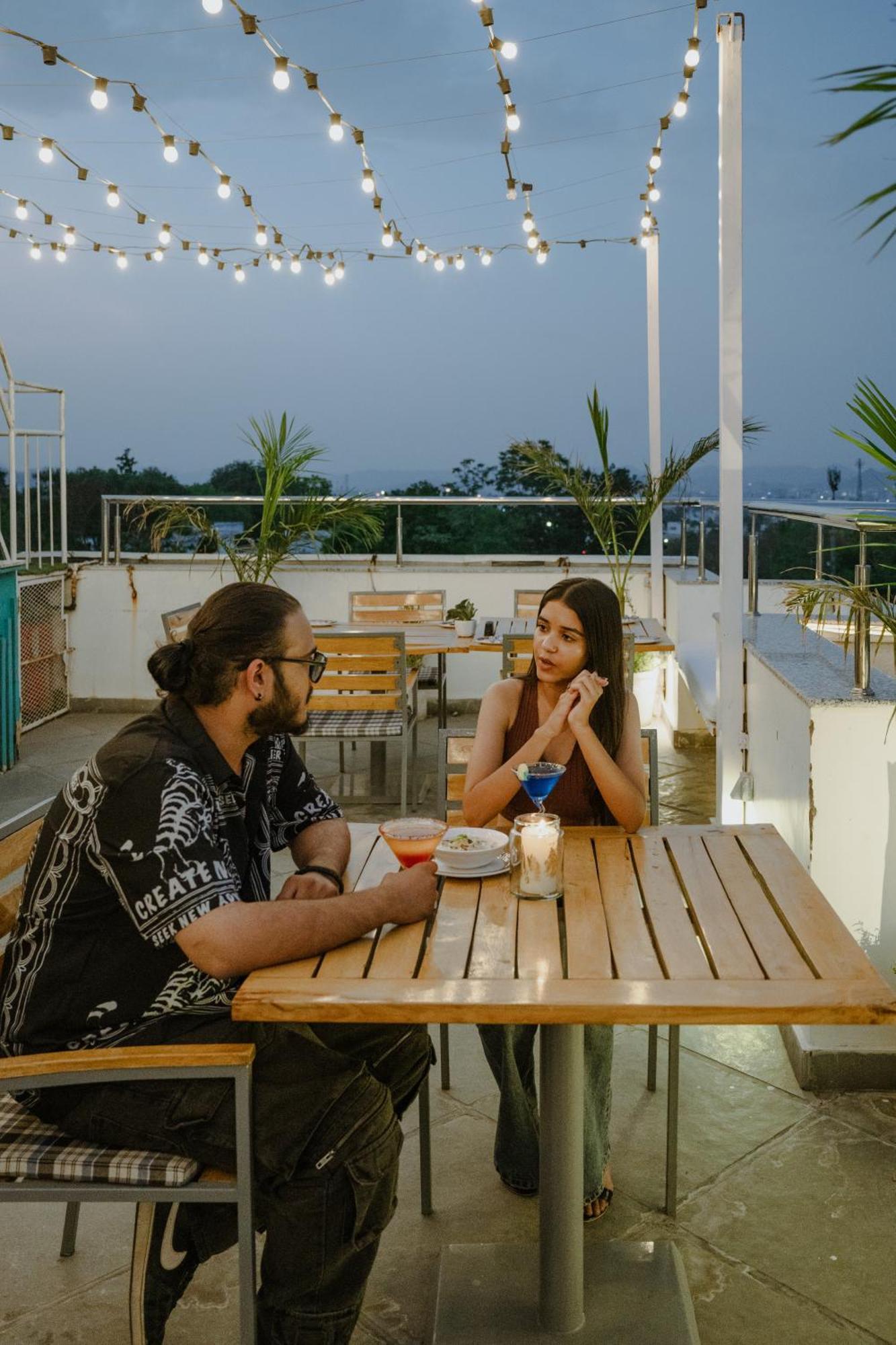Hotel Wonder Cliff Udaipur Luaran gambar